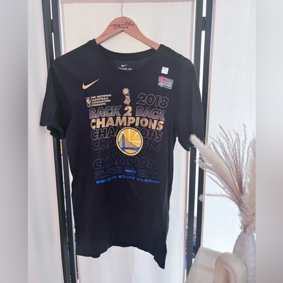 3/$10 Golden State Warriors 2018 NBA Champion Shirt - Picture 2 of 6